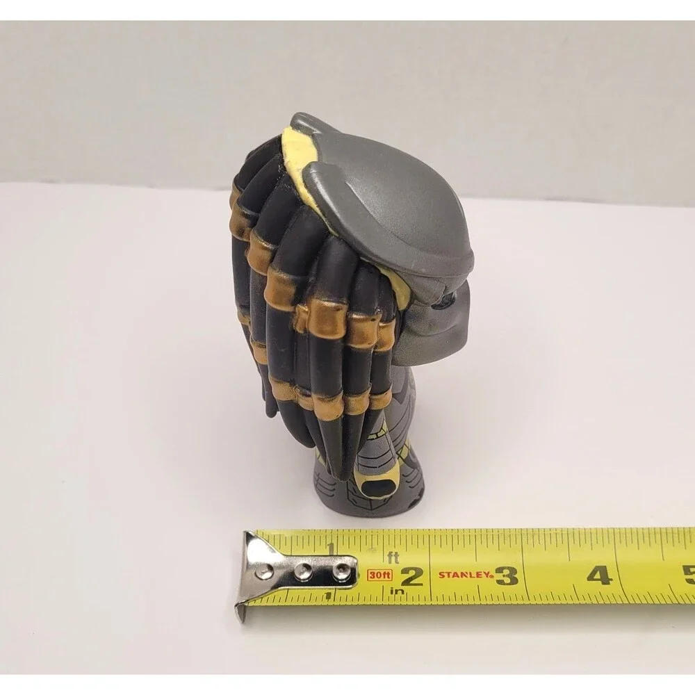 Titan Merchandise AVP Scar Predator 4.5